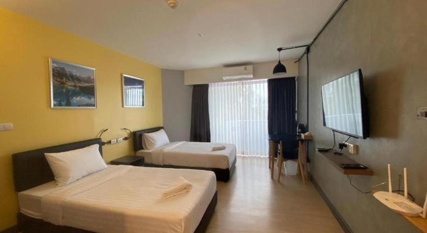 Dluxx Thammasat Hotel Pathum Thani Luaran gambar