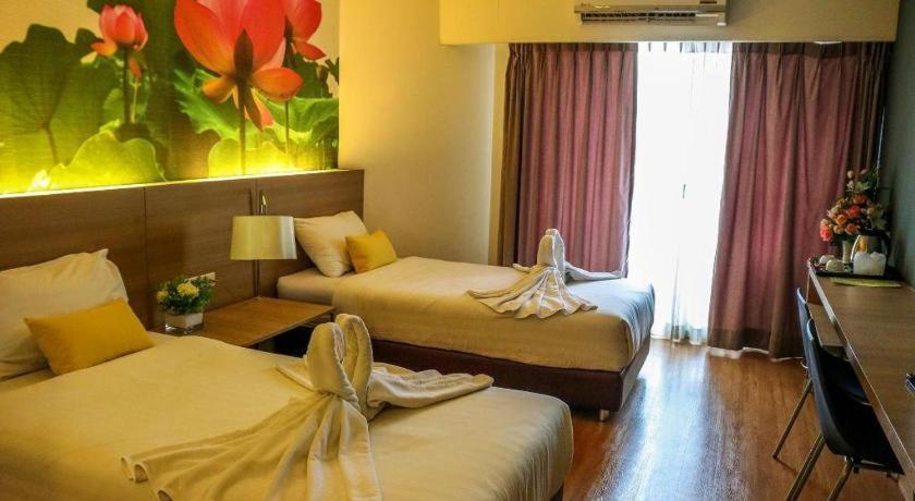 Dluxx Thammasat Hotel Pathum Thani Luaran gambar